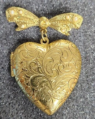 Broche prendedor colgante medallón corazón arco perla Jewelry Co vintage 1928 Foto 1 de 4
