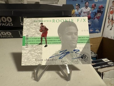 2001-02 SP Auténtico Novato F/X Tyson Chandler #131 Autógrafo RC/1525 Bulls Foto 1 de 3