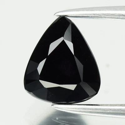 💎 1.22ct 6.5x5.7mm VS Trillion Natural Dark Purple Spinel - Tanzania Gemstone - Image 1 of 4