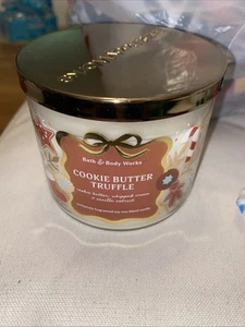 NEW Cookie Butter Truffle 3-Wick Candle 25-45 burn hours 14 oz Bath & Body Works - Picture 1 of 3