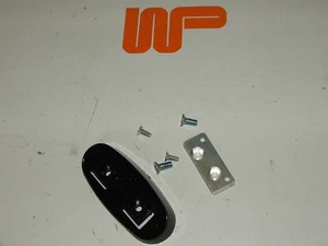 CLASSIC MINI - DOOR MIRROR ADAPTER FITTING KIT LEFT HAND DOOR M90997 - Picture 1 of 1