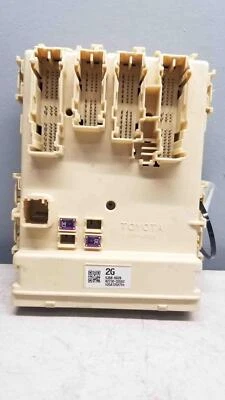 ✅ Toyota Corolla 2016 cabina caja de fusibles PN:892521-02370-MPX PN:82730-02G62 OEM Foto 1 de 4