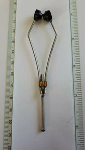 LG CERAMIC BOBBIN SIZE 4" FLY TYING THREAD - Picture 1 of 3