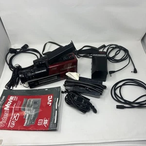 JVC VideoMovie VHSC GR-25U Camera-Recorder / Player w/ 2 Batteries TurnsOn - Picture 1 of 11