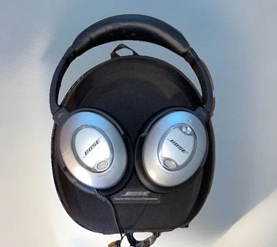 Bose QuietComfort 15 Wired Noise Cancelling Headphones Accessories, New Ear Pads - Image 1 of 4