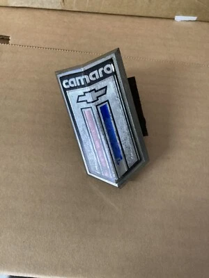 1980 1981 Chevrolet Camaro Front Nose Grill Grille Plastic Emblem GM # 14013844 - Image 1 of 4