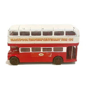 Autobús vintage Corgi 1984 Blackpool Tramway Centenario rojo de dos pisos Gran Bretaña Reino Unido - Imagen 1 de 8