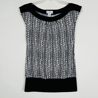 Top sin mangas Trixxi para mujer talla M negro blanco ligero cuello barco elástico Foto 1 de 4