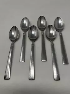 Lot of 6 Reed & Barton SANDERLING Stainless Oval Soup Spoons 7 1/8" - Picture 1 of 3