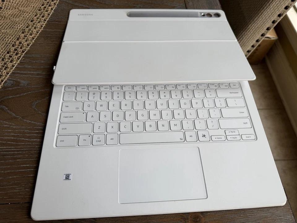 Funda libro teclado Samsung Galaxy Tab S10 Ultra con tecla AI EF-DX925/EF-DX925U Foto 1 de 4