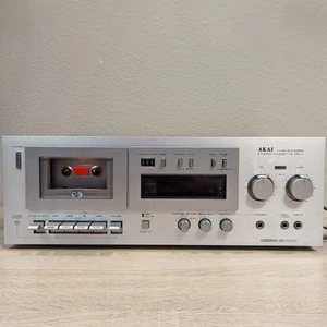 Reproductor de casete de cinta estéreo Akai GX-M10 - solo piezas - Imagen 1 de 7