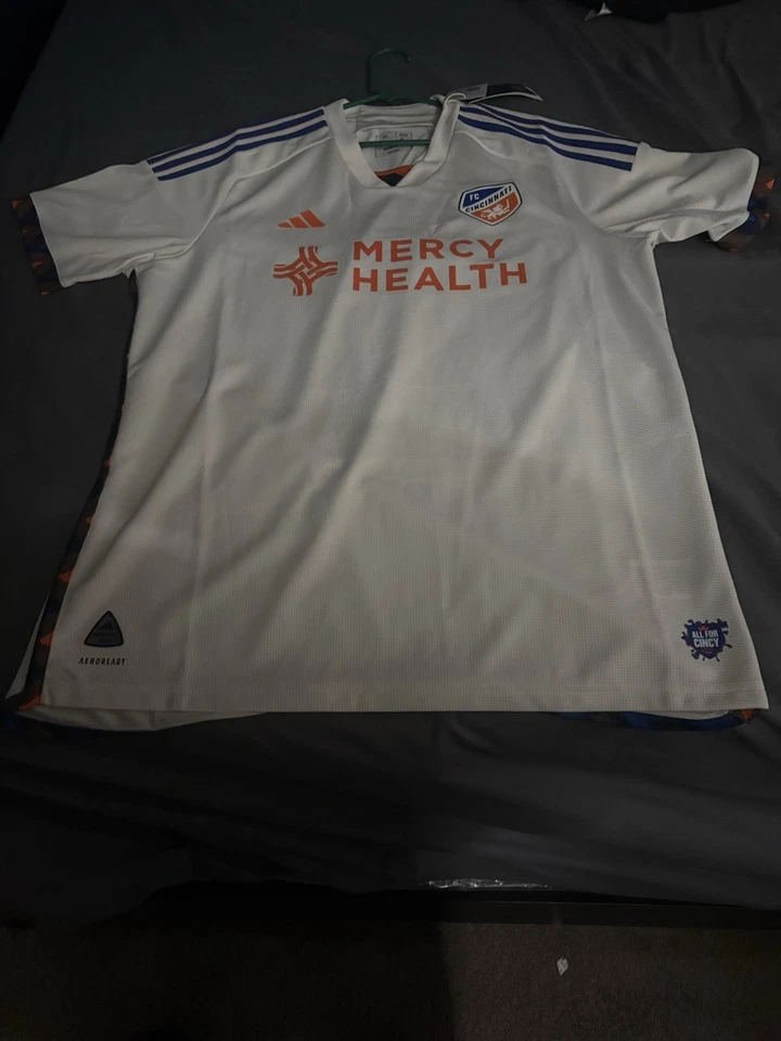 CAMISETA AUTÉNTICA FC CINCINNATI 24/25 VISITANTE XL para hombre nueva Foto 1 de 4