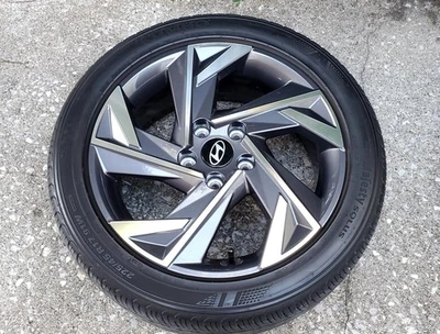 Neumático de rueda OEM Elantra 17x7 225/45R17 tapa de 5 k millas sensor TPMS Hyundai Foto 1 de 4