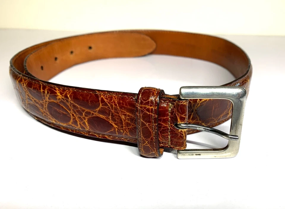 Raro Cinturón de Cocodrilo Genuino Giorgio Armani con Hebilla de Plata de Ley Talla 32 Foto 1 de 4