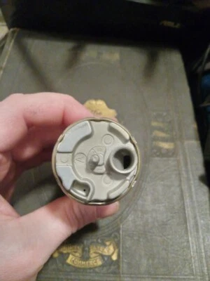 Bomba de combustible eléctrica Nissan/Denso en tanque para Nissan Pathfinder 1996-1999 3,3 L V6 Foto 1 de 3