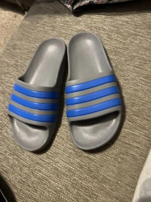 kids size 2 adidas flip flops Sliders - Image 1 of 4