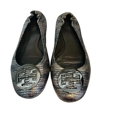 Tory Burch Zapatos sin cordones de cuero con estampado de piel de serpiente Reva Ballet para mujer Gris Talla 9,5 Foto 1 de 4