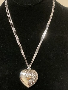ELEGANT NWT BRIGHTON ECSTATIC HEART CONVERTIBLE REVERSIBLE CONVERTIBLE LOCKET - Picture 1 of 21