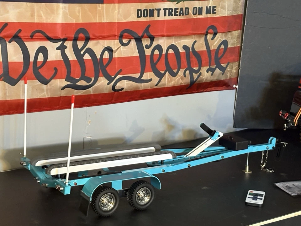 "Remolque para botes de radiocontrol 1/10 para botes inferiores en V de hasta 22""" Foto 1 de 4