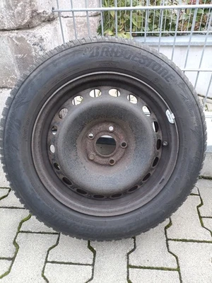 Satz Winterreifen Renault Scenic auf Stahlfelgen 205 / 60 R 16  92H 4Stück  - Bild 1 von 3