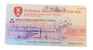 ROTHERHAM UNITED CHEQUE - PAYMENT BANBURY SQUASH COURTS - 18/8/1983 - Picture 1 of 1