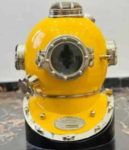 Casco de buceo 18" US Navy Mark V acabado amarillo casco con base de madera - Imagen 1 de 6