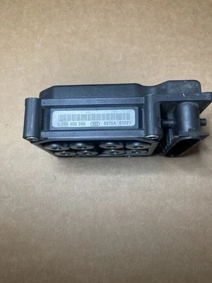 Módulo de freno antibloqueo Toyota Camry 2004 2005 2006 ABS 0265800365 OEM. Foto 1 de 4