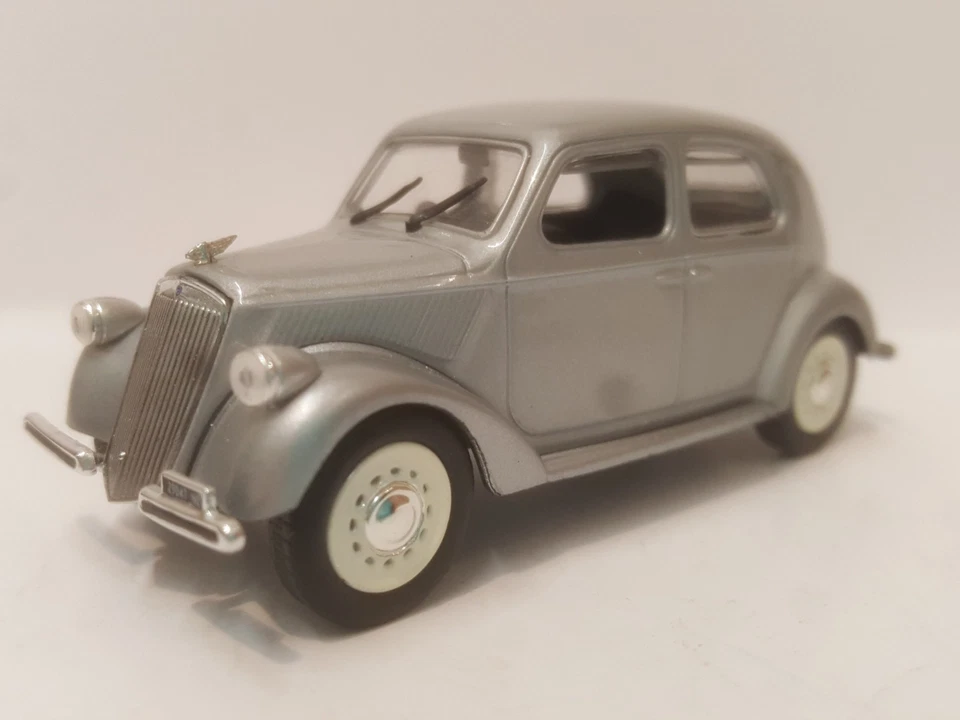 Lancia Ardea IV Serie Norev 1/43 Grigio - Immagine 1 di 4