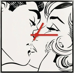 Wall Clock Kiss 27 x 27 Wall Clock 3D NEW FREE P&P - Picture 1 of 2