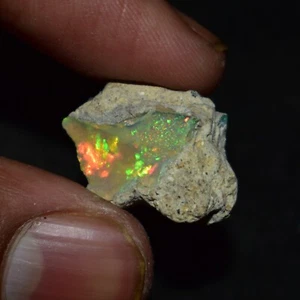 Dry Opal Rough 8.15 Carat Natural Ethiopian Welo Opal Raw Fire Opal Gemstone - Picture 1 of 4