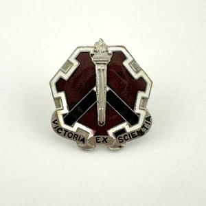 Vintage WWII Militär Victoria Ex Scientia Emaille Pin Division Abzeichen Schraubverschluss - Bild 1 von 14