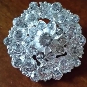 Silver Rhinestone Crystal Wedding Cake Brooch Pin Bow Decoration Bouquet - Picture 1 of 1
