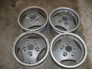 Llanta de aluminio Landrover Rangerover 1 / Classic 3,5 V8 4x 7Jx16x33,0 R55 - Imagen 1 de 6