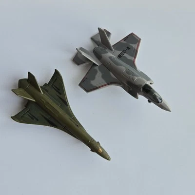 Mattel спичечный коробок Jet лот из 2 2009 F35B Lightning II гиперзвуковой - Изображение 1 из 4