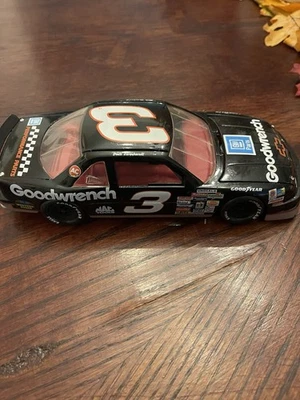Coche diecast coleccionable Dale Earnhardt 1991 Revell 1:24 #3 GM Goodwrench Foto 1 de 4