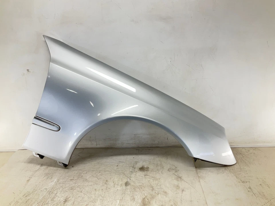 Painel de para-lama dianteiro direito 03-09 Mercedes-Benz E350 W211 fabricante de equipamento original - Imagem 1 de 4