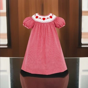 Mädchen Neu mit Etikett Anavini gesmoktes Kleid Gingham-freie Schleife 6 Monate - Bild 1 von 9