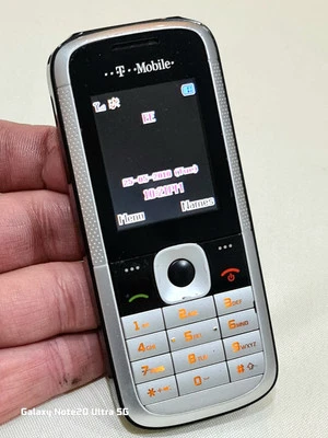 ZTE-G R221 (Unlocked) Mobile Phone Excellent Condition With Charger - Image 1 of 4