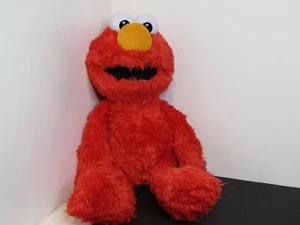 Hasbro Sesame Street TICKLE ME ELMO 2016 LAUGHS, TALKS, GIGGLES WITH VIBRATION - Picture 1 of 9