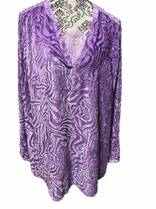 Torrid Women’s Size 1X Velvet Burnout Purple Long Sleeve blouse W/ Camisole NWT - Picture 1 of 12