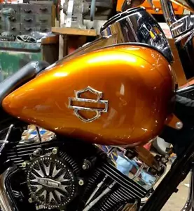 Billete 6061 METAL Harley CVO emblemas de tanque personalizados espectáculo acabado cromado (juego de 2) - Imagen 1 de 12