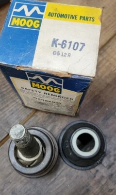 Nuevo de Lote Antiguo Moog K6107 Rótula Inferior 1971-1976 Chevrolet Pontiac Buick Oldsmobile EE. UU. Foto 1 de 2