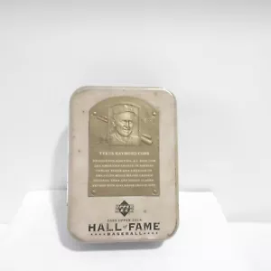 2005 UPPER DECK HALL OF FAME BASEBALL TYRUS RAYMOND COBB " LATTA VUOTA " - Foto 1 di 7