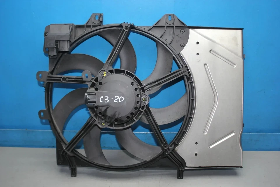 Radiator fan cooling engine cooling 9801559180 Citroen C3 III SX 1.2 THP manufactured 20 - Image 1 of 4