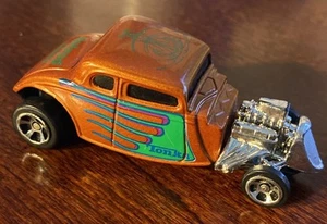 Maisto Loose 1934 Ford Hot Rod | 2003 Hot Rod Abby - Picture 1 of 7