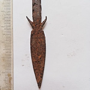 ANCIENT ROMAN IRON ARROWHEAD WAR ARROWHEAD SPEAR IRON AGE RARE - Picture 1 of 3