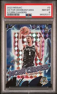 2023-24 Panini Mosaic VICTOR WEMBANYAMA Storm Chasers Rookie RC SP #3 PSA 8 - Foto 1 di 3