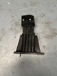 Mercedes C Class W204 front bumper crash bar support reinforcement - Picture 1 of 2