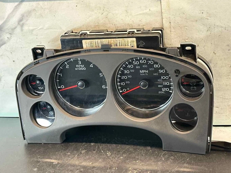 07 08 SUBURBAN 1500 Velocímetro Cluster 28072230 Foto 1 de 4