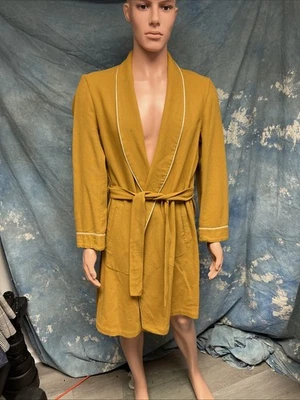 Vintage 1960s Pendleton Wool Men’s Mustard Yellow Robe Medium Lounging Sleep - Image 1 of 4